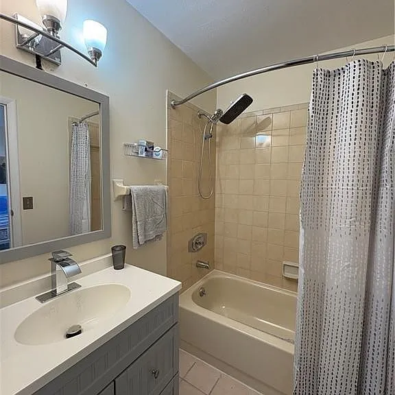 1005 SW 48th Ter #8 — Photo 21