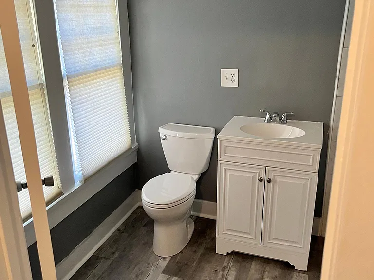 926 Davis St — Photo 6