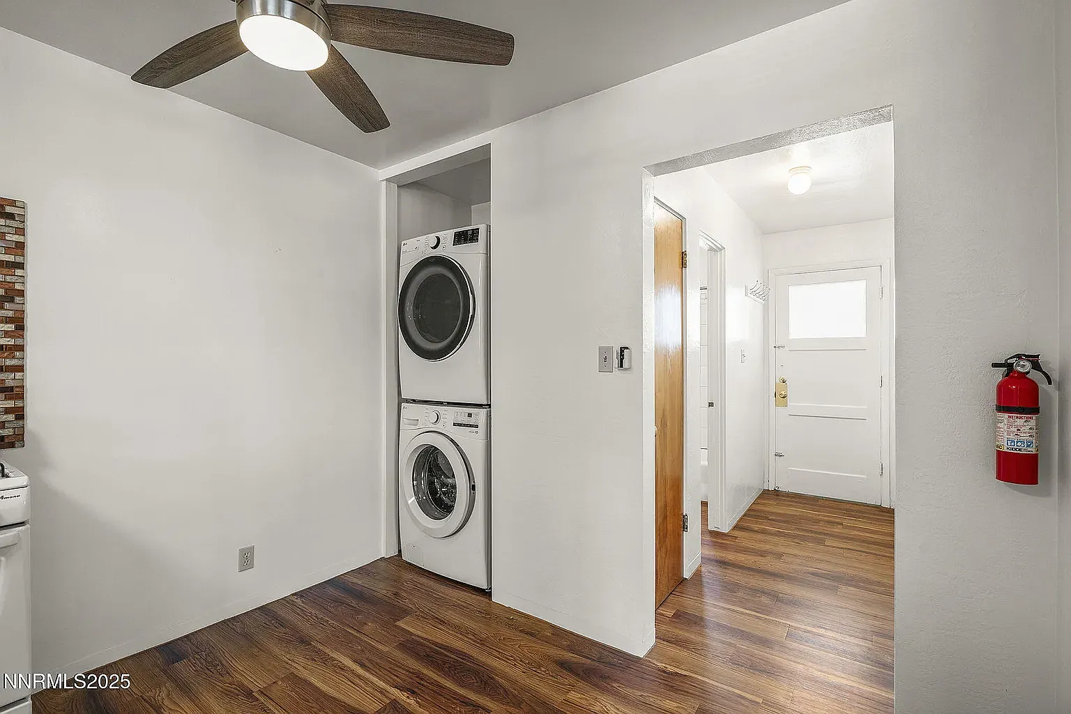 1 bed, 650 sqft, $1,300 — Photo 4