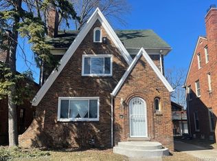 19911 Shrewsbury Rd, Detroit, MI 48221