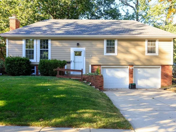 10900 W 91st St, Overland Park, KS 66214