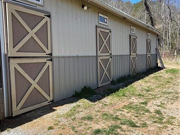 4th image of 325 Glennwood Dr