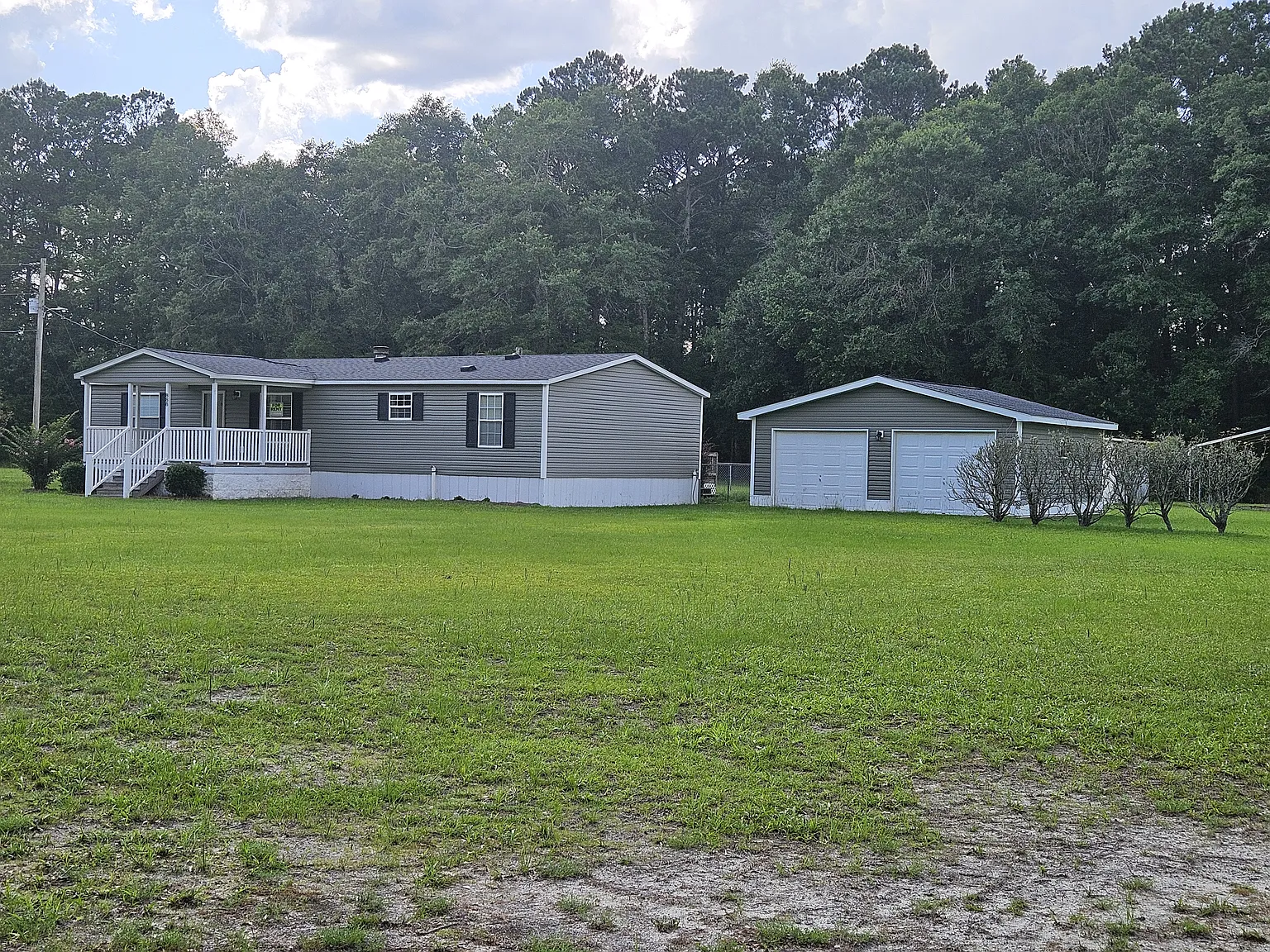 3 bed, 1650 sqft, $2,500 — Photo 2