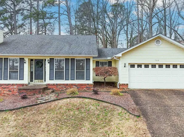 507 Huckleberry Dr, Little Rock, AR 72211