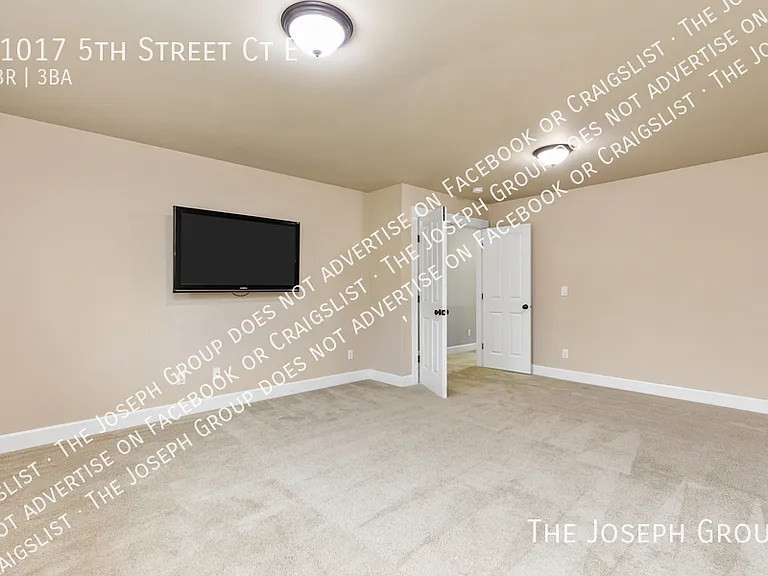 11017 5th Street Ct E — Photo 29
