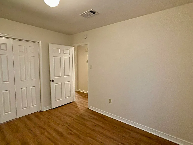 5416 Heatherstone Dr — Photo 16