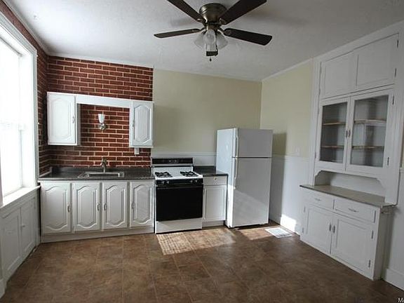 5th image of 4614 Cecil Pl
