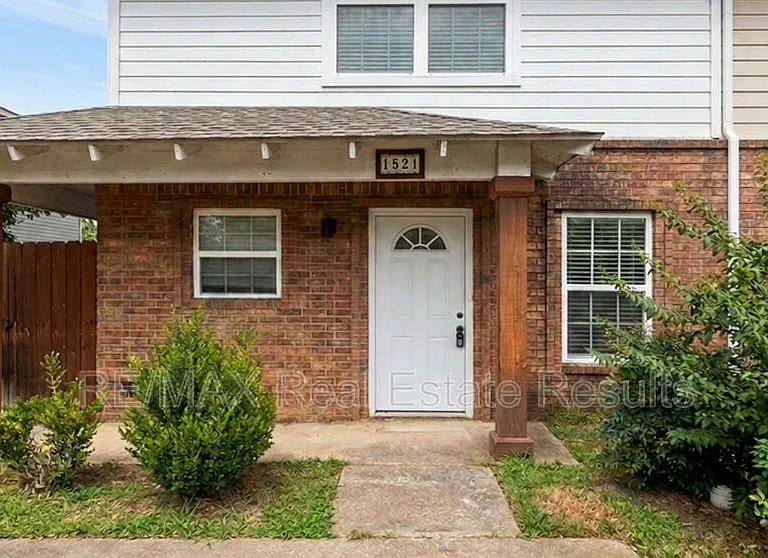 1521 N Dawn Dr — Photo 3