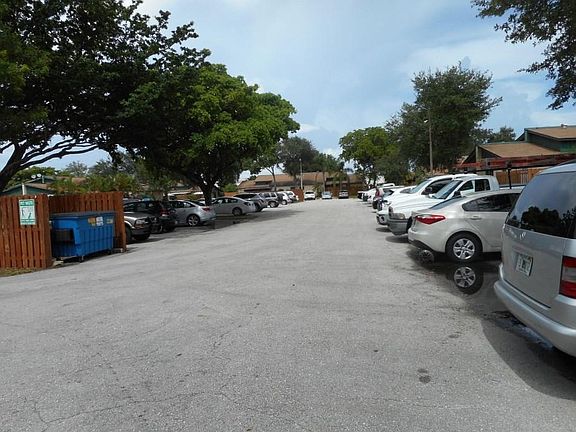 3rd image of 1034 Manor Drive #9b