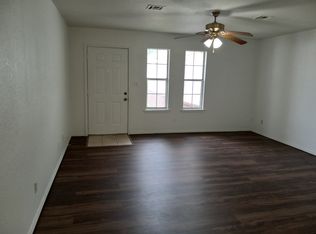 400 NW 6th St #B, Wagoner, OK 74467