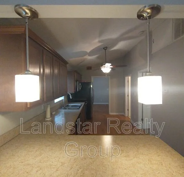 2801 Fleming Ave — Photo 10