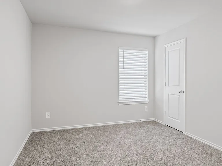 13197 Enclave Pkwy — Photo 24