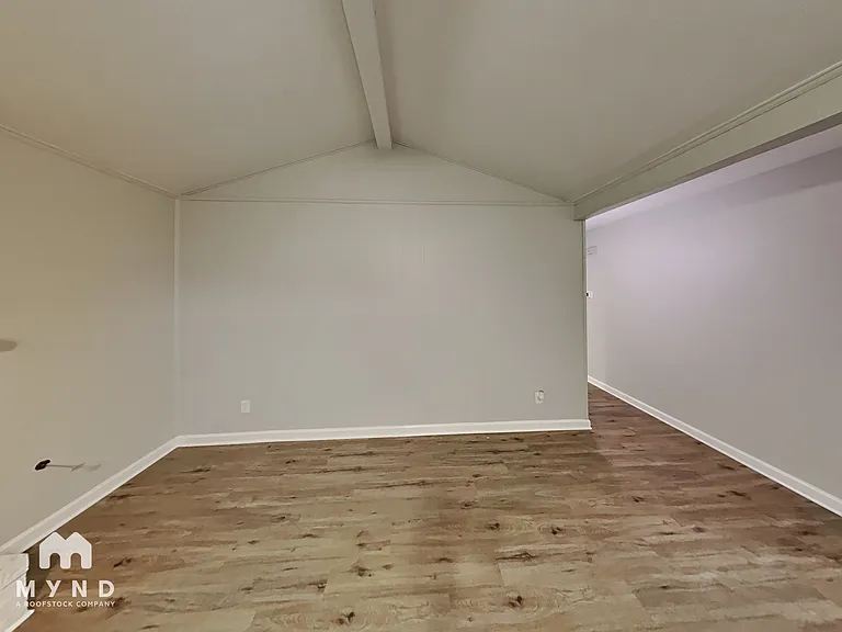 14839 Green Valley Dr — Photo 9