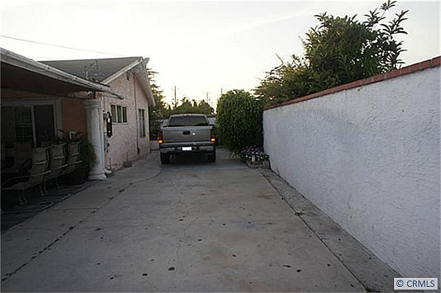 2nd image of 3527 Maine Ave