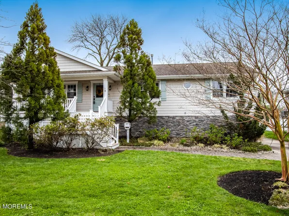 18 Robbins Street, Monmouth Beach, NJ 07750