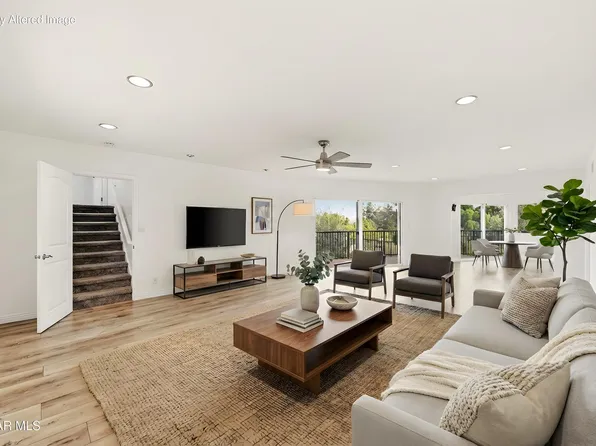 5076 Escobedo Dr, Woodland Hills, CA 91364