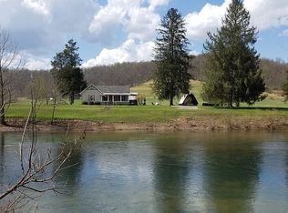 105 E Pecks Run Rd, Buckhannon, WV 26201