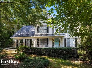 6713 Thornwood Ct, Flowery Branch, GA 30542