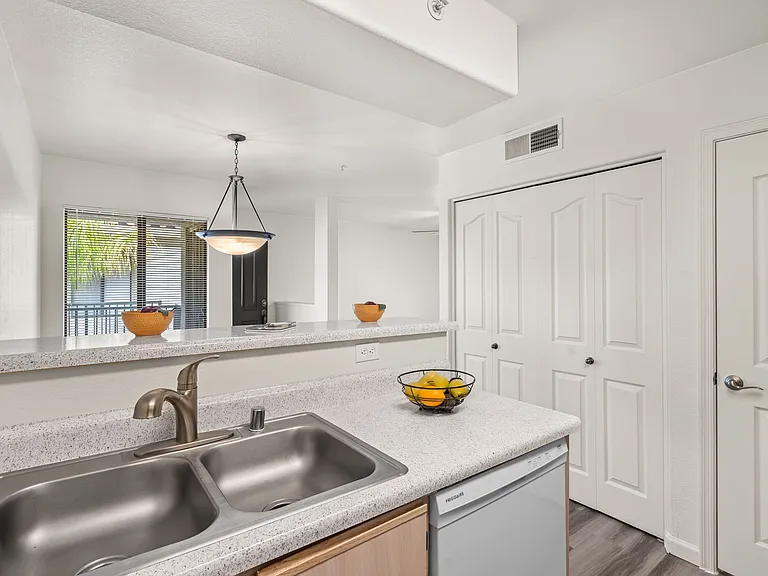 8-web-or-mls-5751 N Kolb Rd 19208-7_05202026