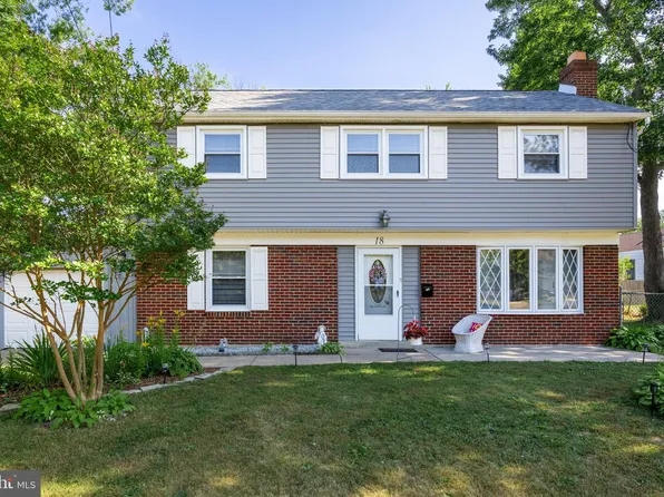 18 Marlborough Ave, Marlton, NJ 08053