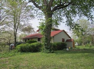 217 N 5th St, Lawrence, KS 66044