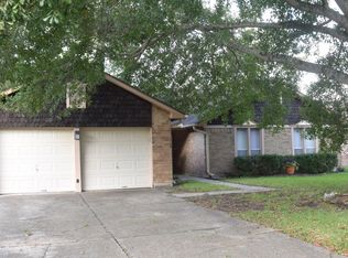 507 Country Ln, League City, TX 77573