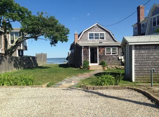 5 Surfside W, Duxbury, MA 02332
