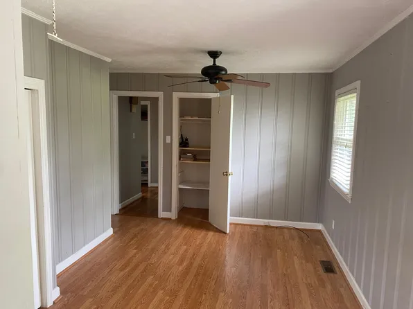 246 Clearview Dr, Lexington, KY 40503