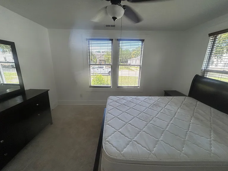910 Lacy St — Photo 25