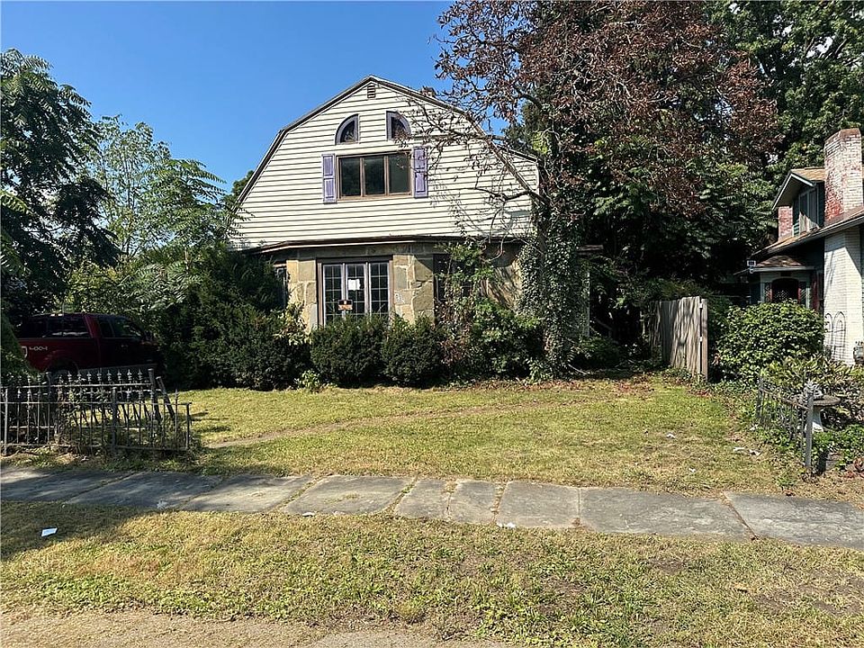 1st image of 630 W Gray St