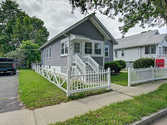 4th image of 69 Franklin Ave