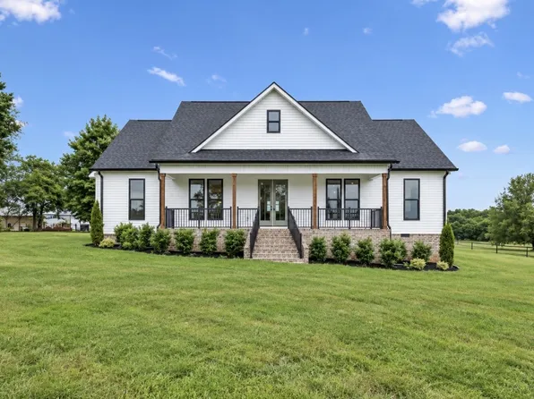 777 Rock Springs Rd, Castalian Springs, TN 37031