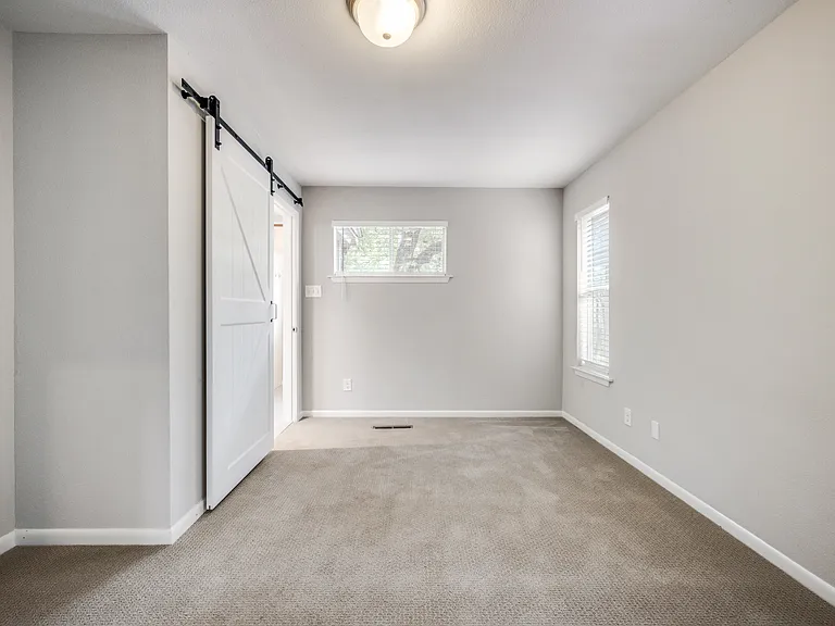 2233 Wood Hollow Rd — Photo 16