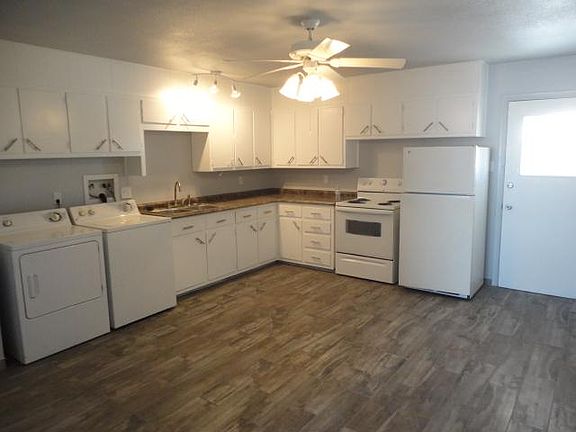 4th image of 1600 Aspen Dr APT 1