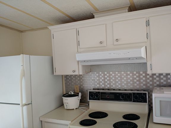 5th image of 177 Tara Ln