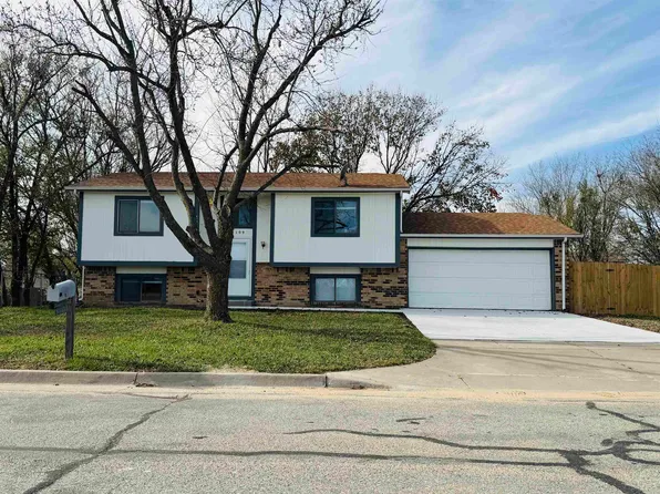 3109 N Rushwood St, Wichita, KS 67226