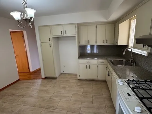 231 Macarthur Ave Floor 1, Garfield, NJ 07026