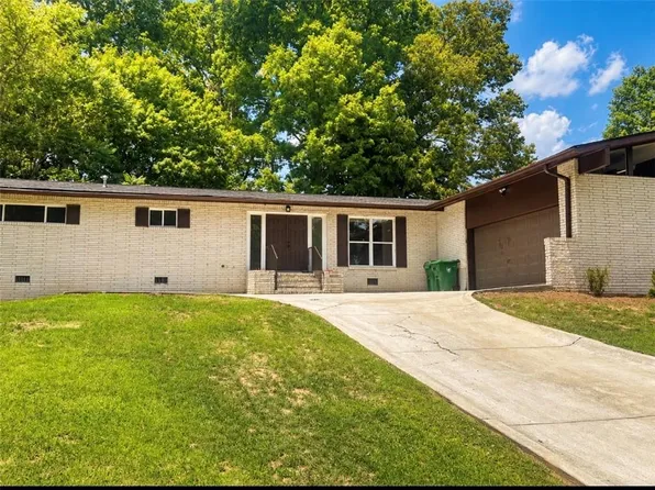2735 Kings Park Cir, Decatur, GA 30034