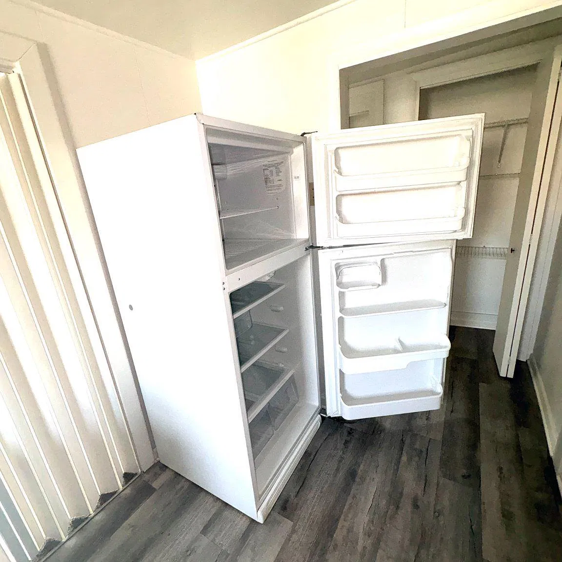 1 bed, 1.0 bath, 3341 sqft, $1,000 — Photo 3