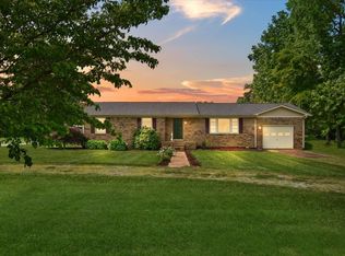 47 Johnson Rd, Fayetteville, TN 37334
