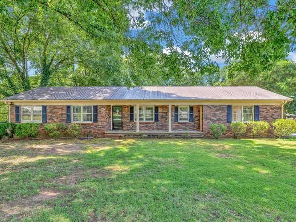 303 McNeil Dr, Anderson, SC 29624