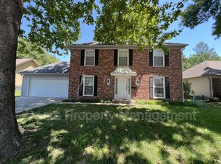 8506 W 98th St, Overland Park, KS 66212