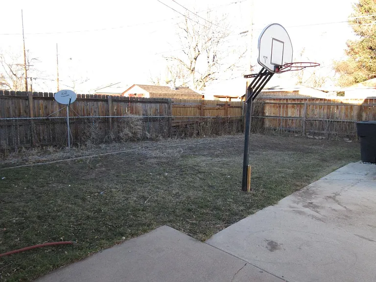 1328 S Beach Ct — Photo 19
