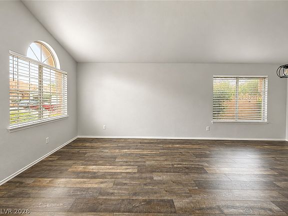 5th image of 2436 Twin Flower Cir