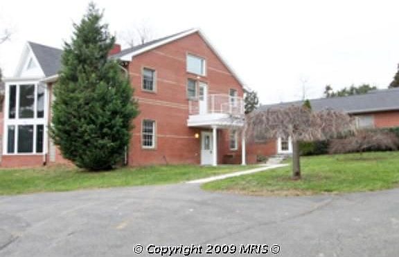 2nd image of 4440 Old Columbia Pike