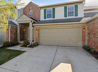 49055 Hawksburry Rd, Canton, MI 48188