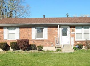 5306 Red Leaf Rd, Louisville, KY 40218