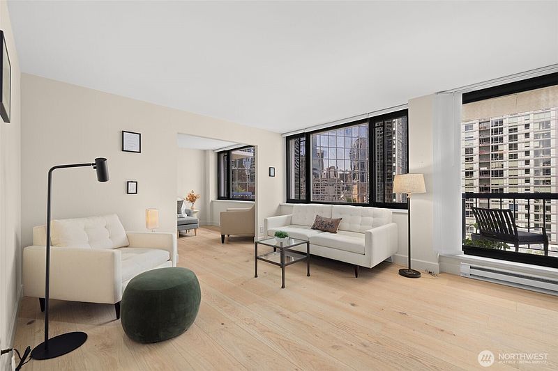 5th image of 2100 3rd Avenue #1005
