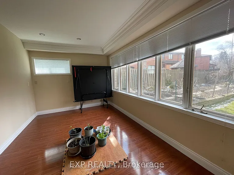 122 Centennial Rd #BSM — Photo 7