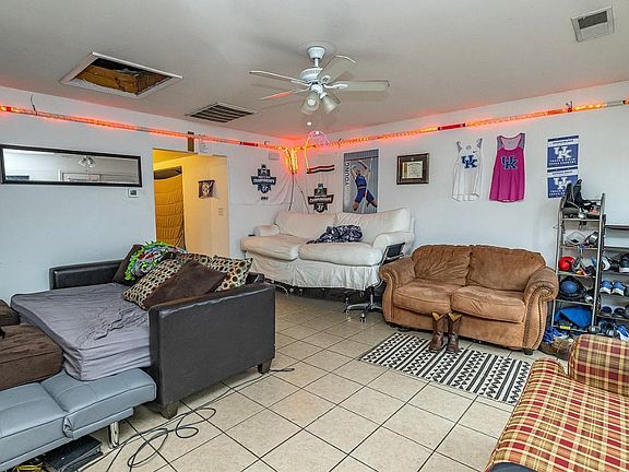 3rd image of 418 Kentucky Ct #B